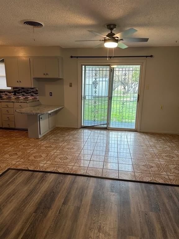 1732 Jameson St - Photo 6 of 35