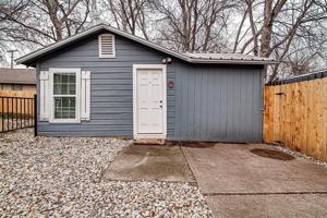 featured image of 3005 College Ave #C