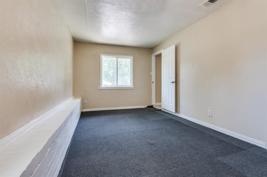 3753 Morningview Dr - Photo 7 of 11