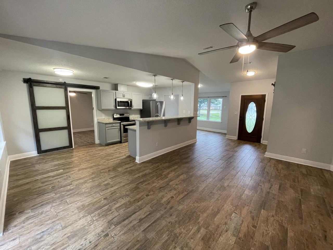 8808 Cagle Dr - Photo 3 of 20