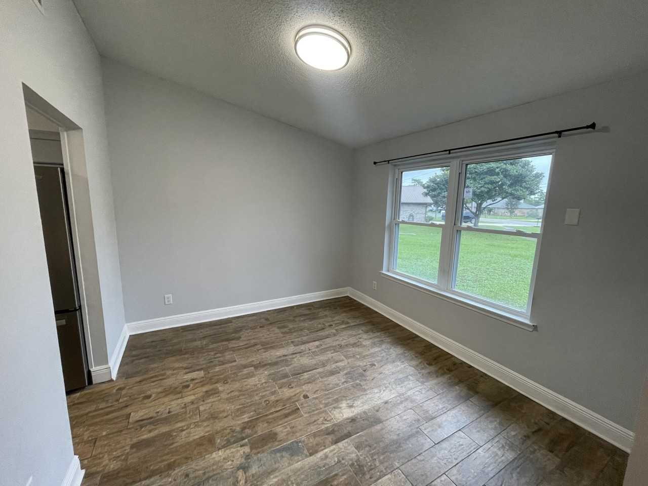 8808 Cagle Dr - Photo 5 of 20