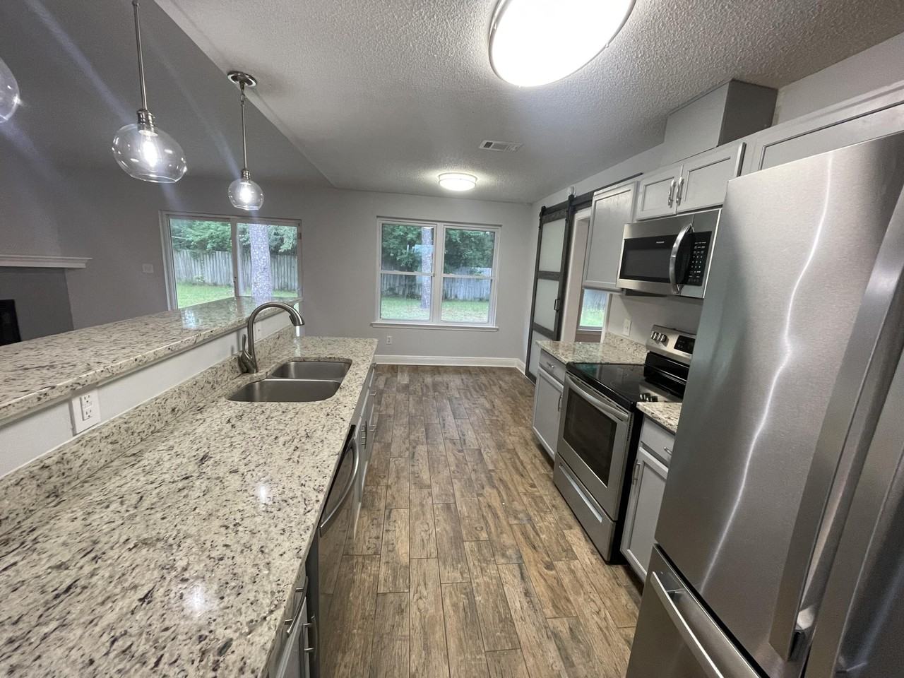 8808 Cagle Dr - Photo 6 of 20