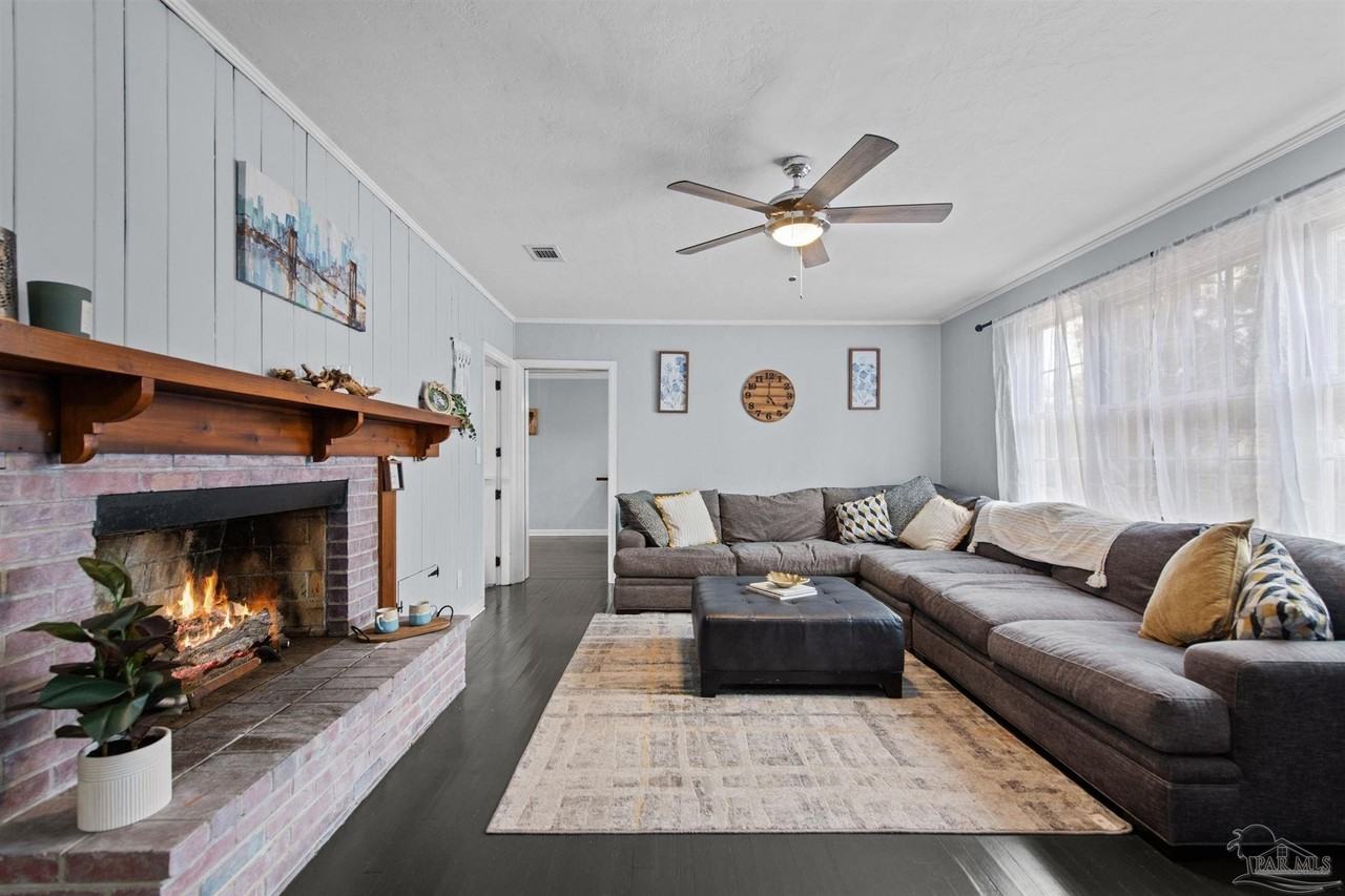 1111 S Old Corry Field Rd - Photo 4 of 44