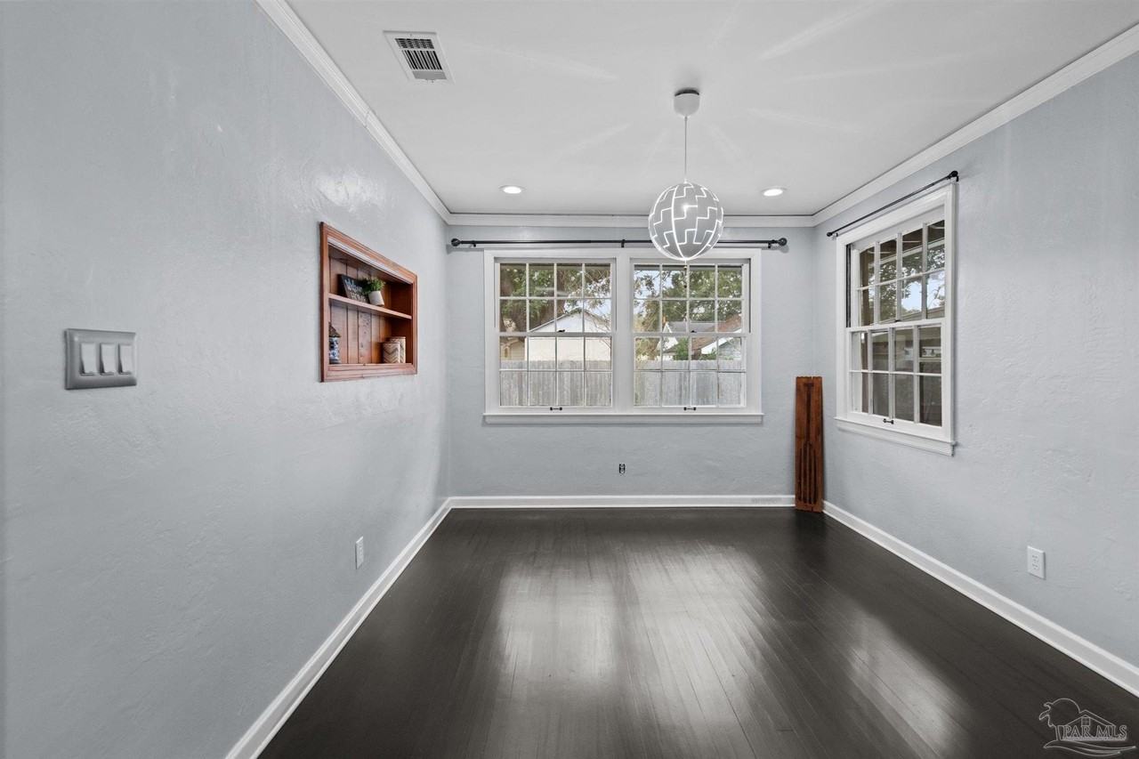 1111 S Old Corry Field Rd - Photo 6 of 44