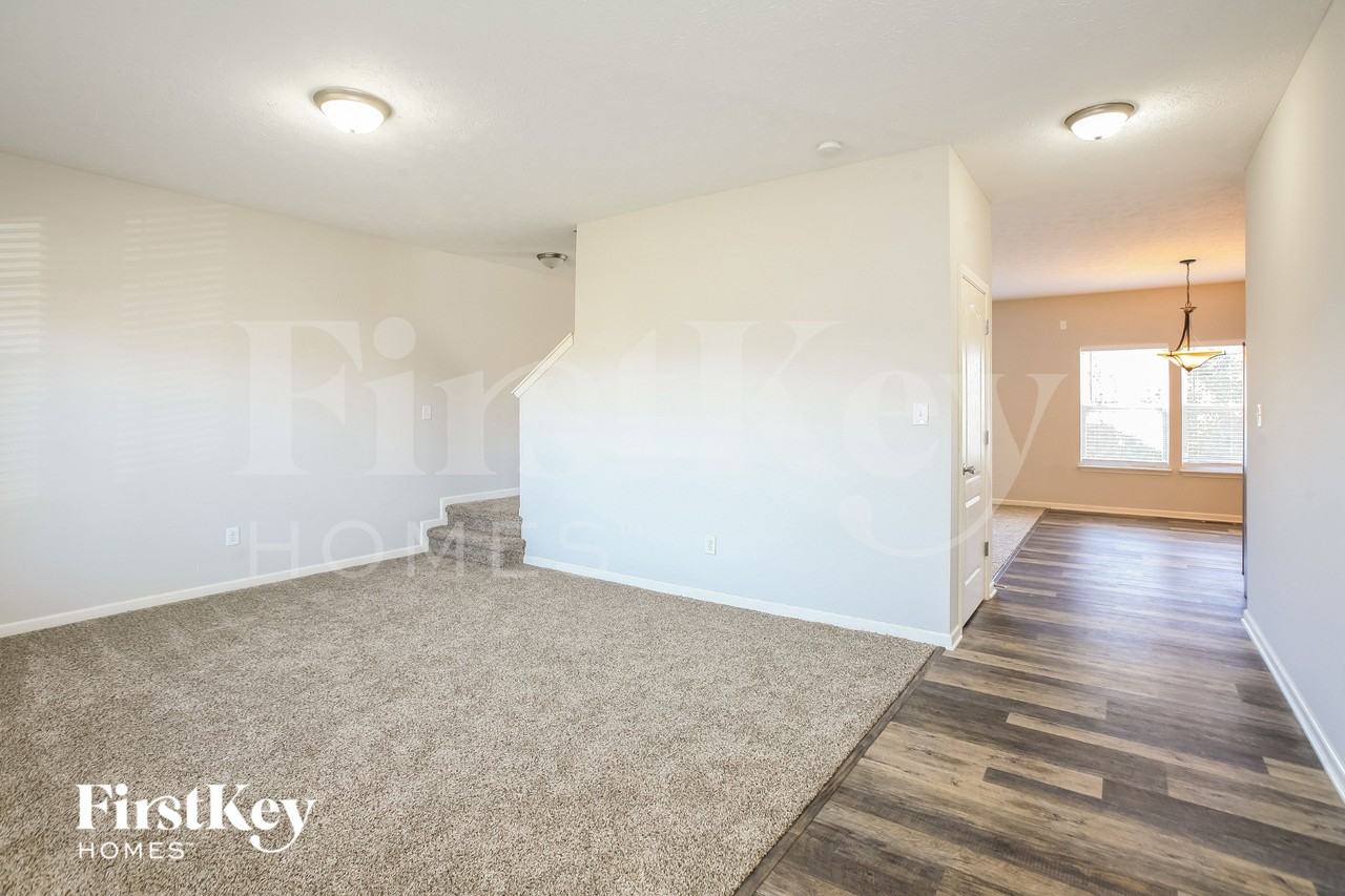 3041 Sholty Ct - Photo 6 of 15