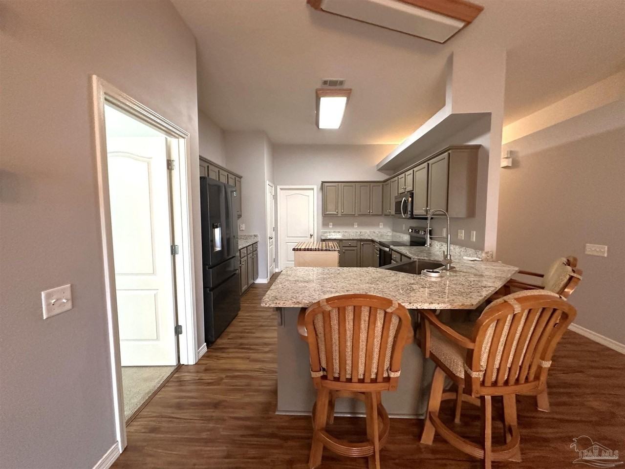 8908 Abbington Dr - Photo 7 of 20