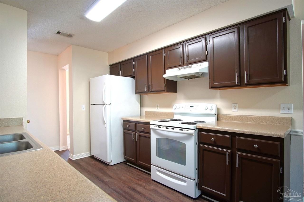 1008 Tanton Cir - Photo 6 of 18