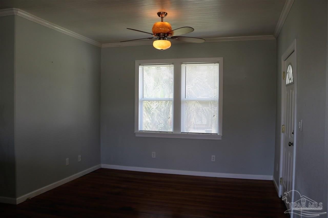 5037 Canal St - Photo 7 of 25