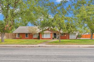 1900 Sparks St - Photo 1 of 1