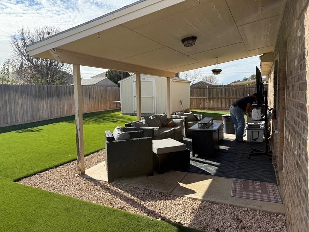 1106 Porterfield Rd - Photo 3 of 24