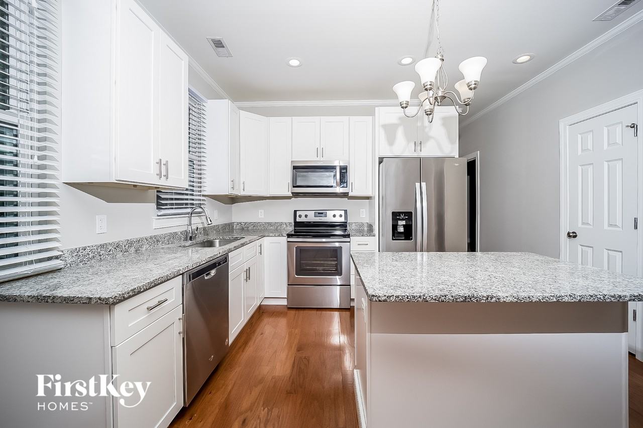 1331 Addykay Pl - Photo 7 of 15