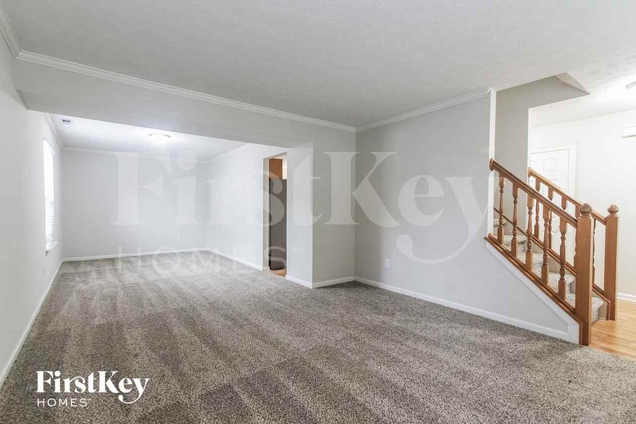 6262 Saddletree Dr - Photo 6 of 15