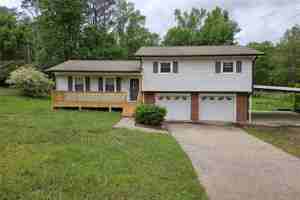 featured image of 14 Pine Valley Dr