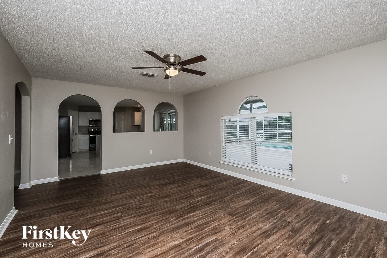 6409 Gondola Dr - Photo 3 of 15