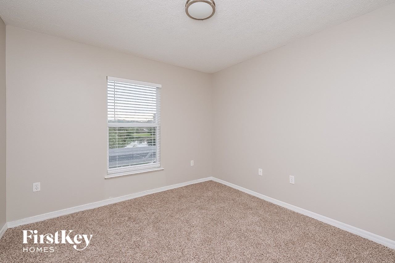 6409 Gondola Dr - Photo 6 of 15