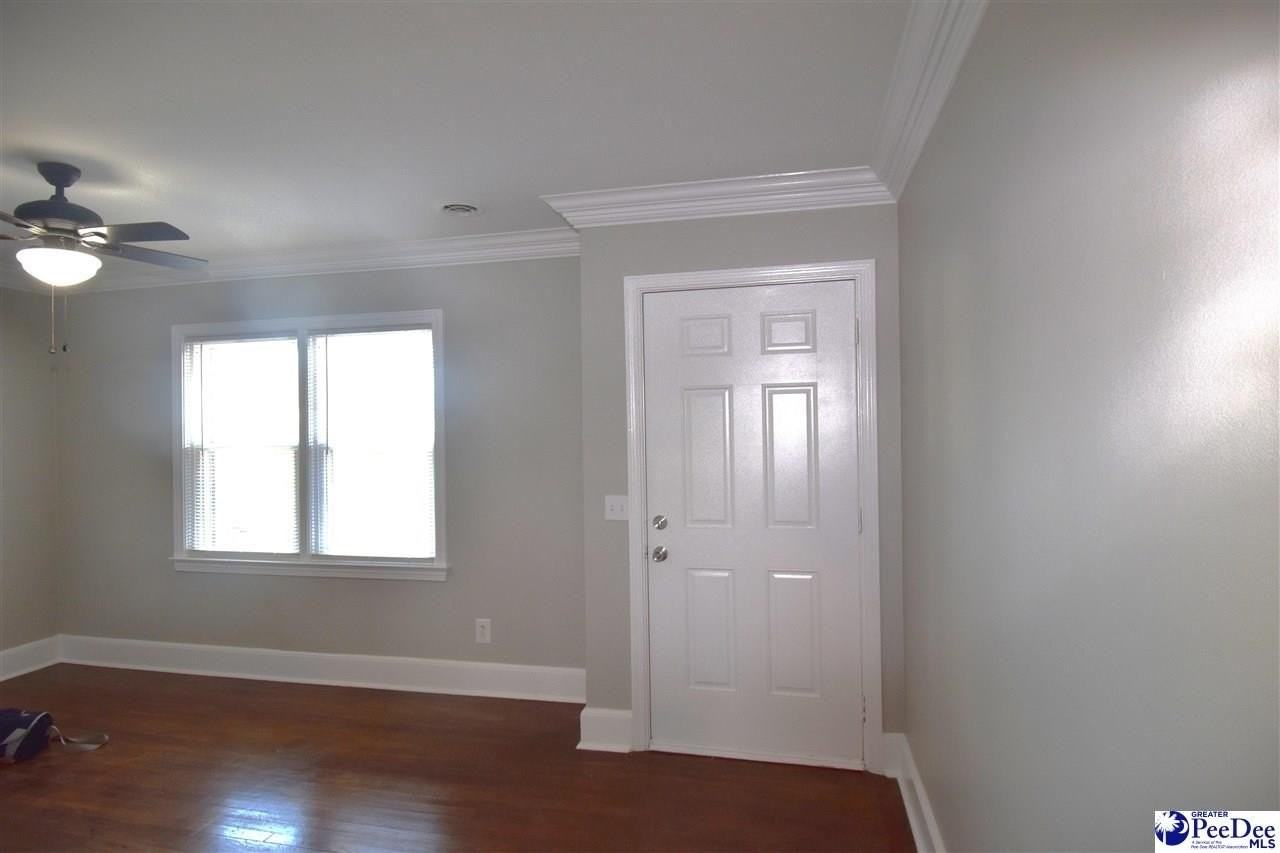 115 S Aiken Dr - Photo 5 of 30