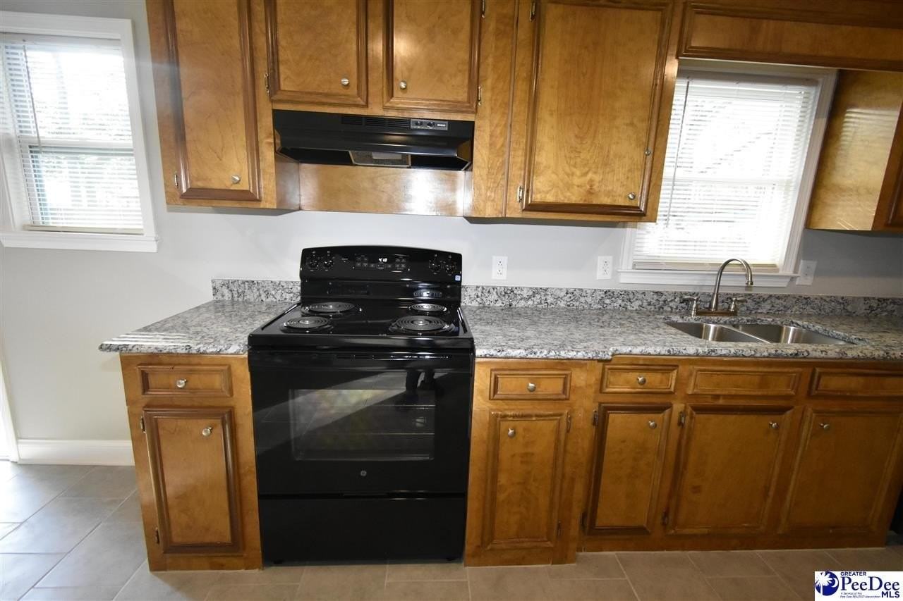 115 S Aiken Dr - Photo 7 of 30