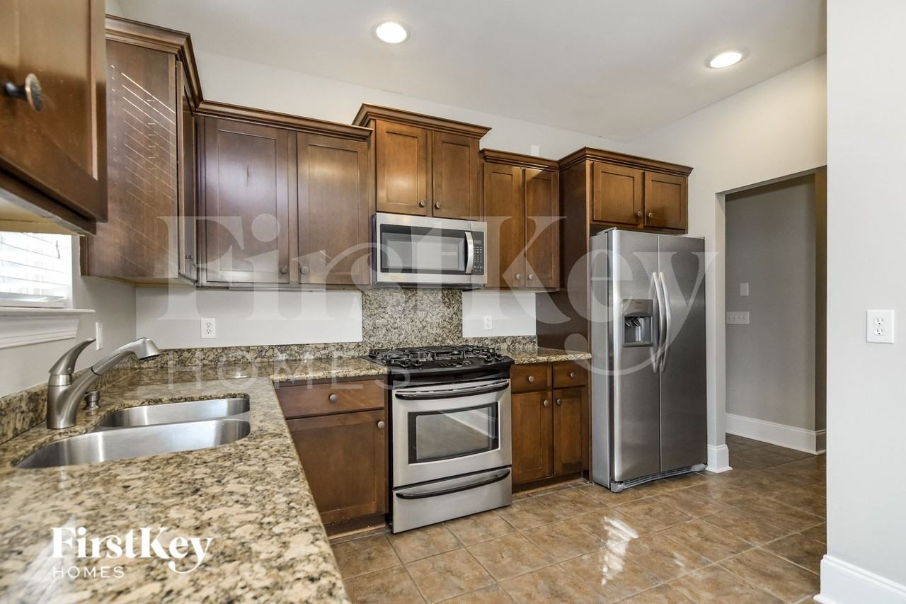 5201 Craftsman Ridge Dr - Photo 6 of 15