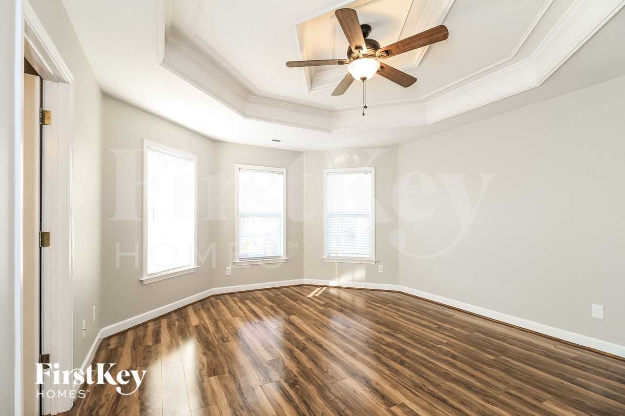 7240 Orchard Path Dr - Photo 7 of 15