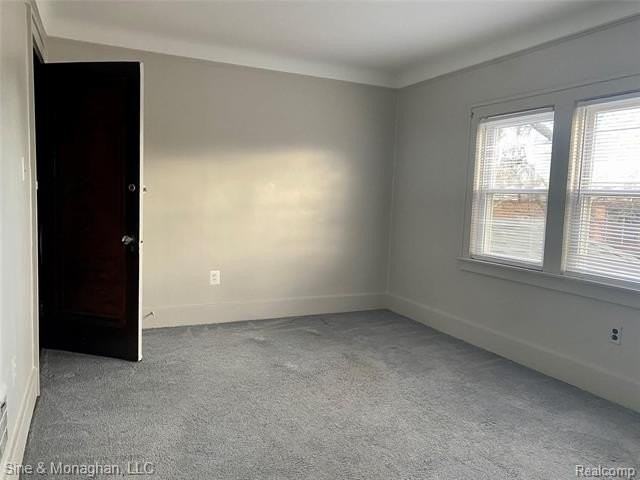 203 Virginia Ave - Photo 2 of 10