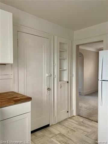 203 Virginia Ave - Photo 5 of 10