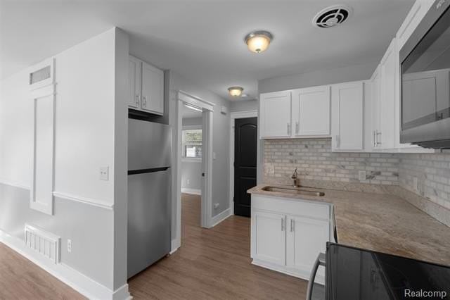 4401 Crooks Rd - Photo 7 of 10