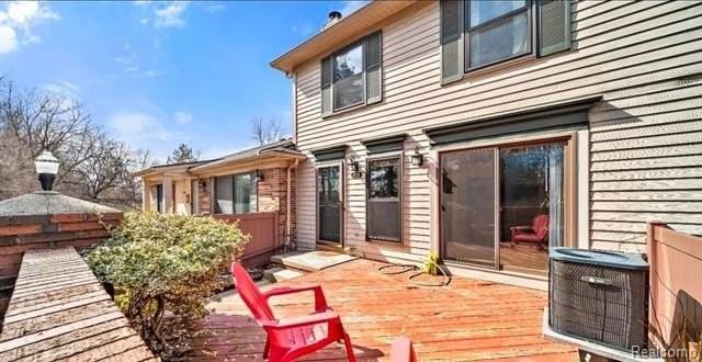 41009 Southwind Dr - Photo 2 of 16