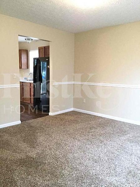 8218 Melrose Ln - Photo 3 of 22