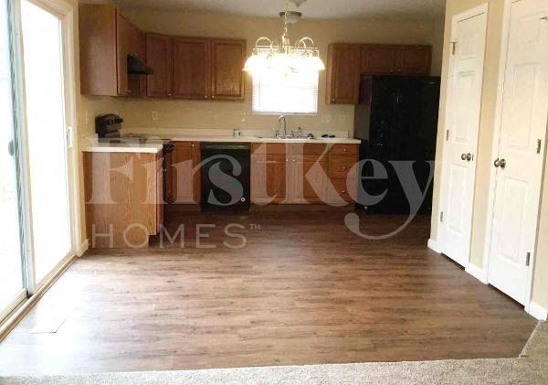 8218 Melrose Ln - Photo 5 of 22