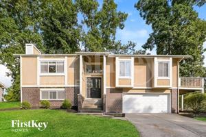 featured image of 611 Lakewood Dr