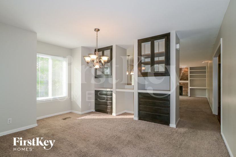 611 Lakewood Dr - Photo 6 of 19