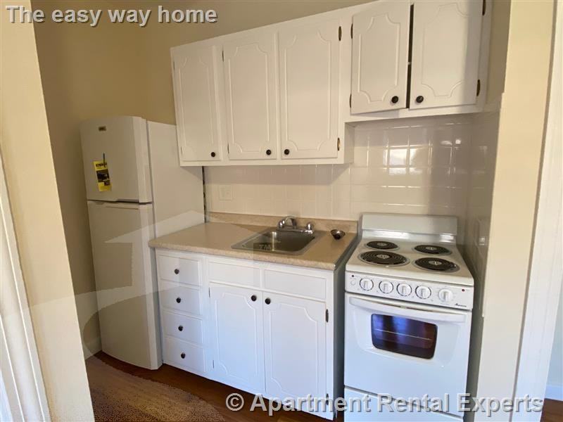 168 N Beacon St #2A - Photo 3 of 6