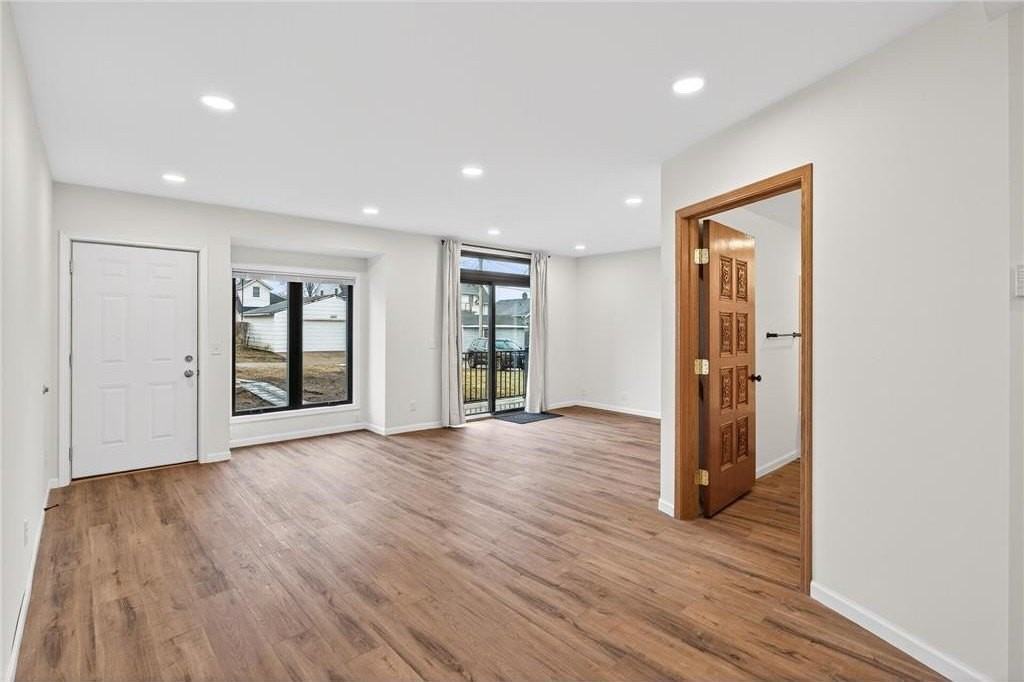 4437 1st Ave S - Photo 6 of 25