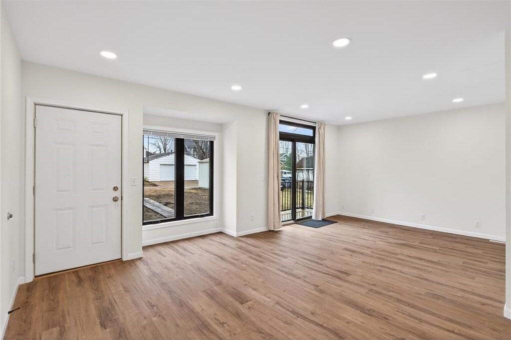 4437 1st Ave S - Photo 7 of 25