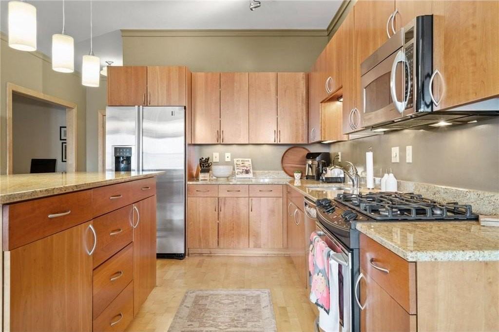 401 N 2nd St #611 - Photo 3 of 28