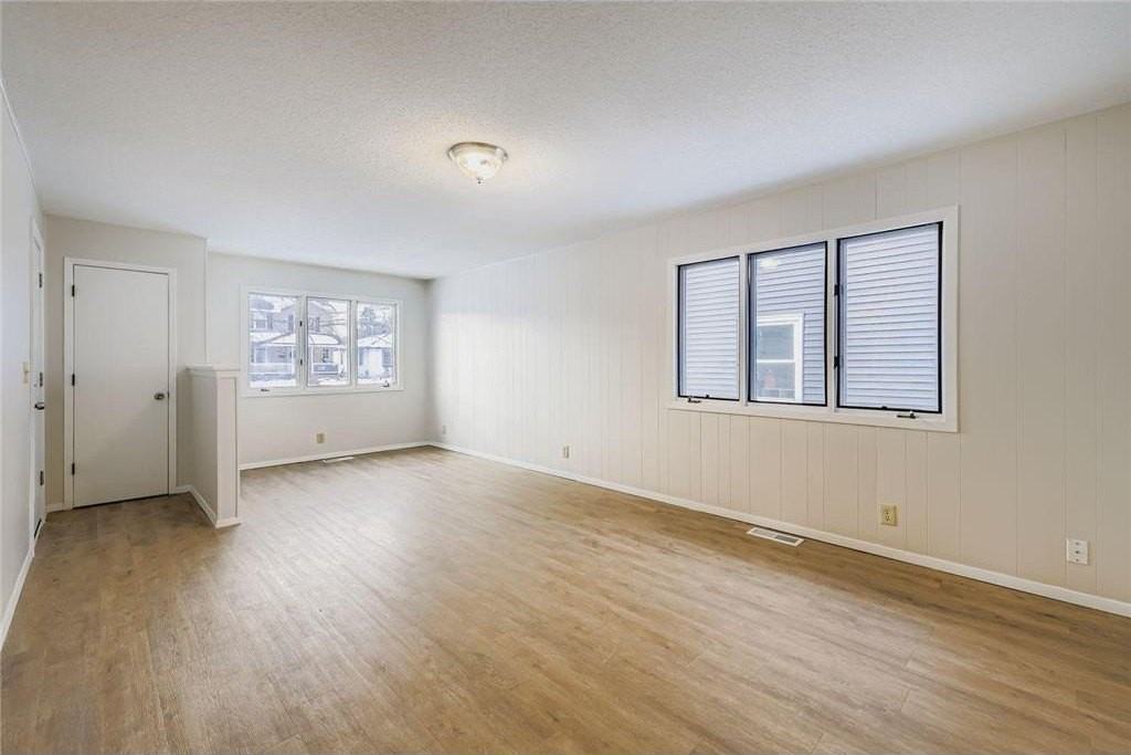 3448 Grimes Ave N - Photo 4 of 29