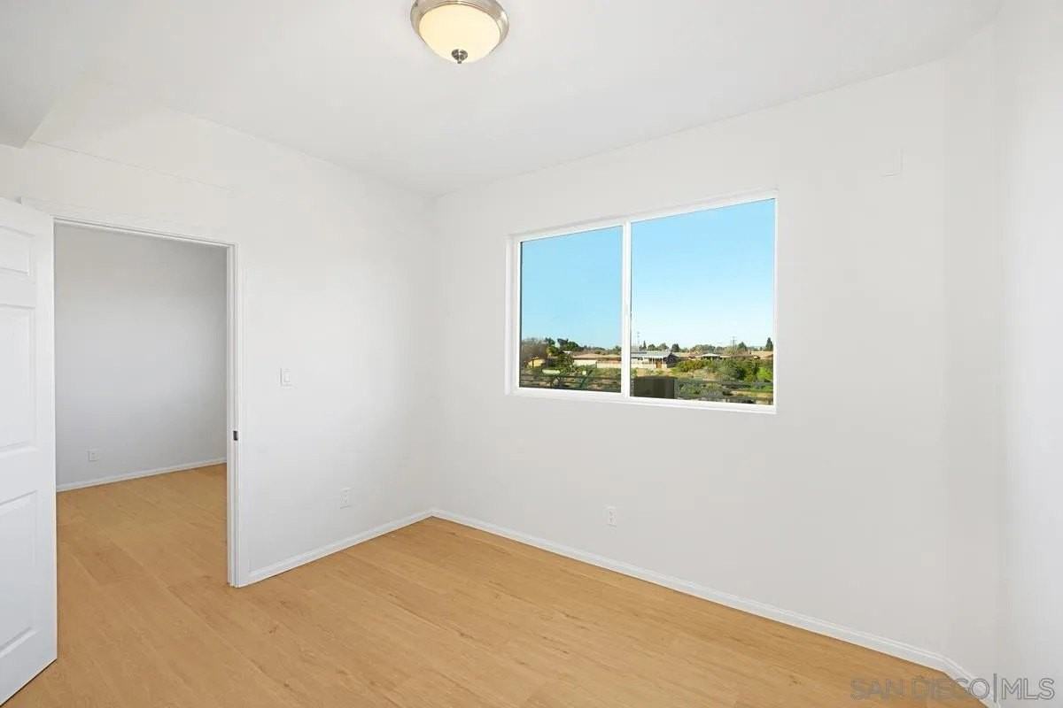 2850 Morningside St - Photo 5 of 10