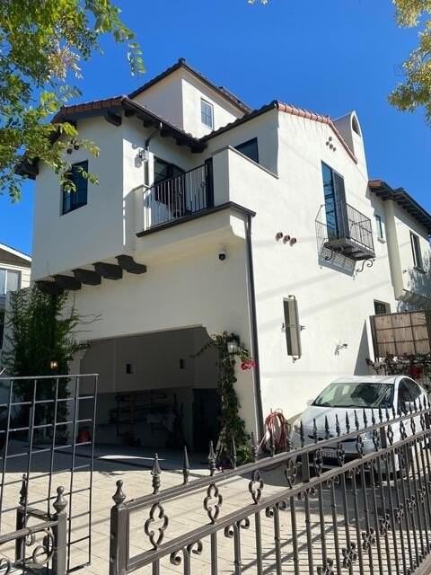 401 Orilla Del Mar Apt B - Photo 3 of 17