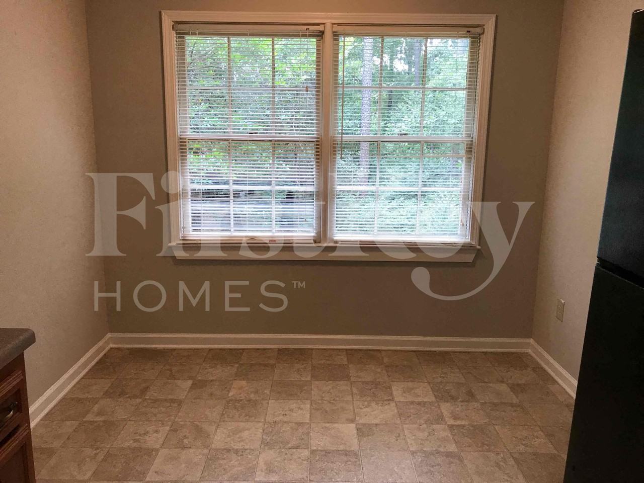 1201 Creekwood Cv - Photo 5 of 14