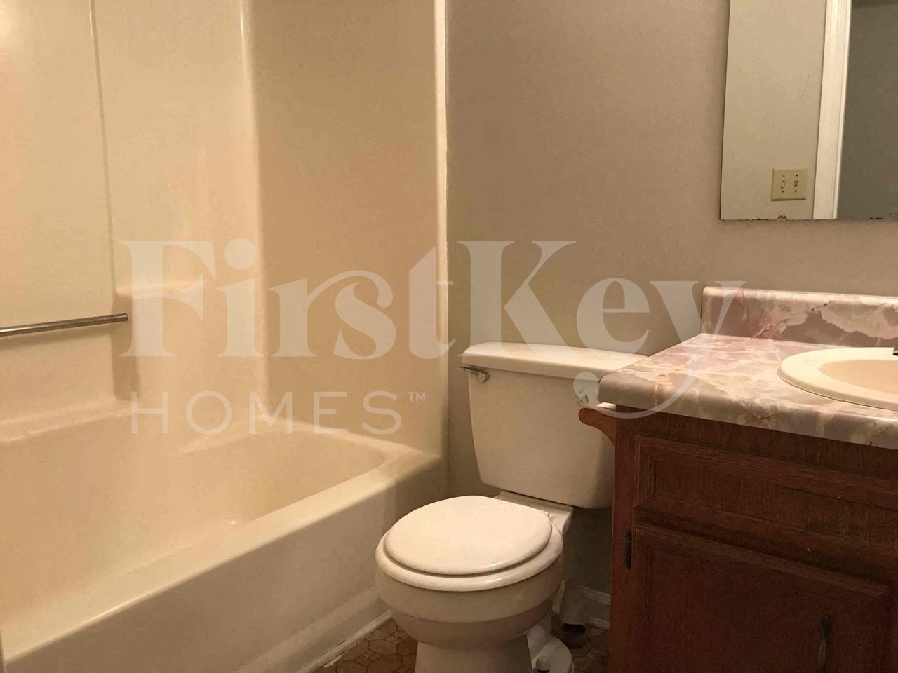 1201 Creekwood Cv - Photo 6 of 14