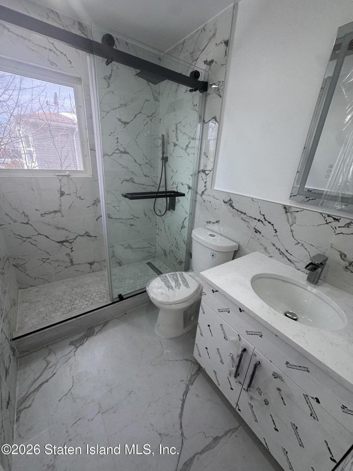 47 Carpenter Ave #2 - Photo 5 of 9