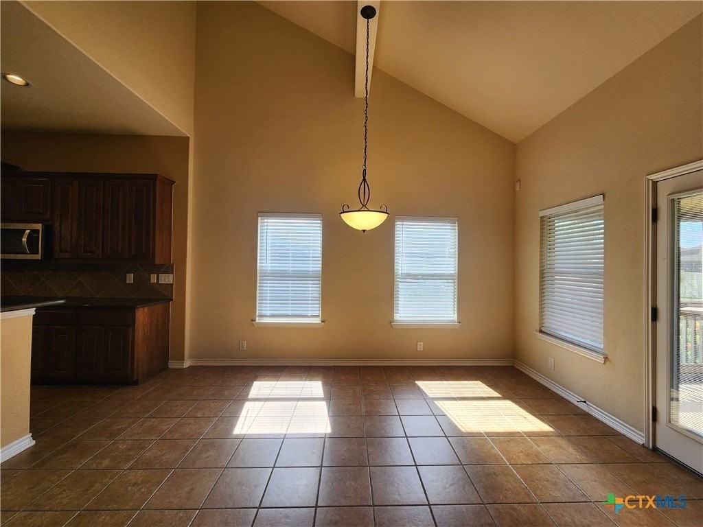 803 Lodge Creek Dr - Photo 5 of 38