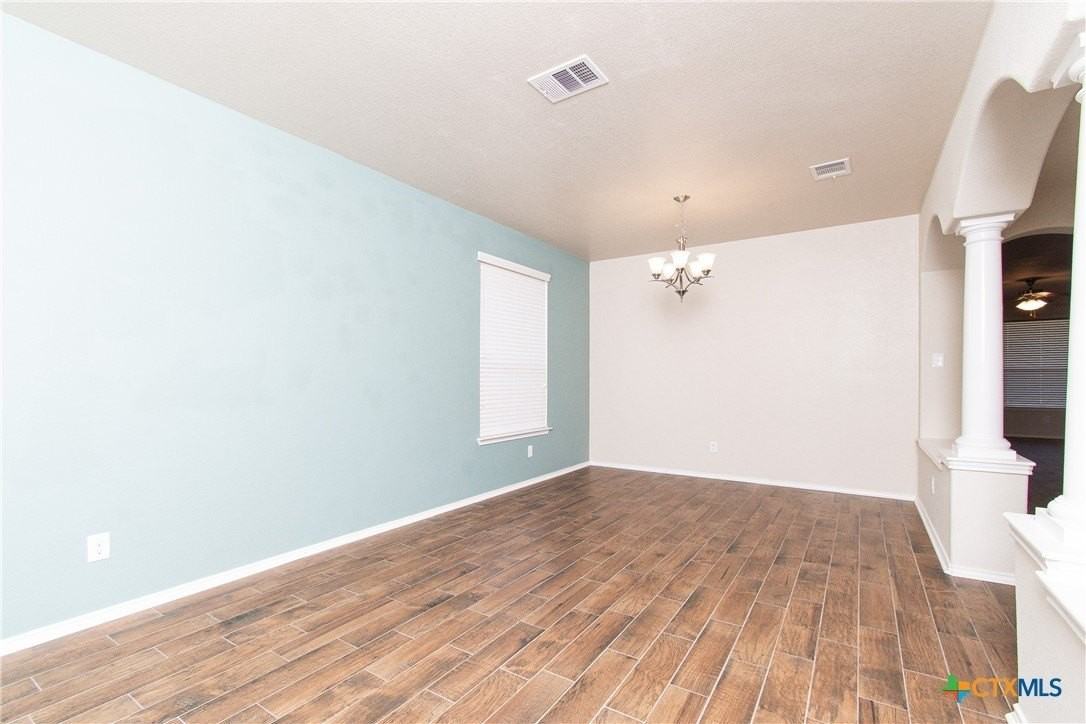 2403 Black Orchid Dr - Photo 2 of 33