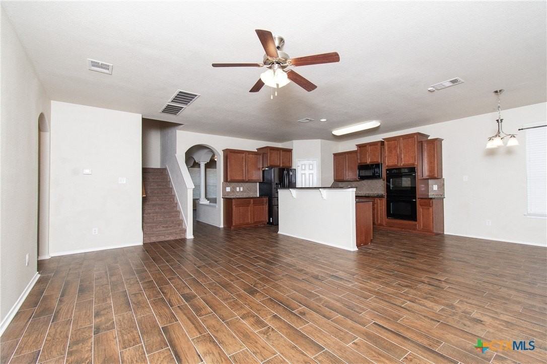 2403 Black Orchid Dr - Photo 7 of 33