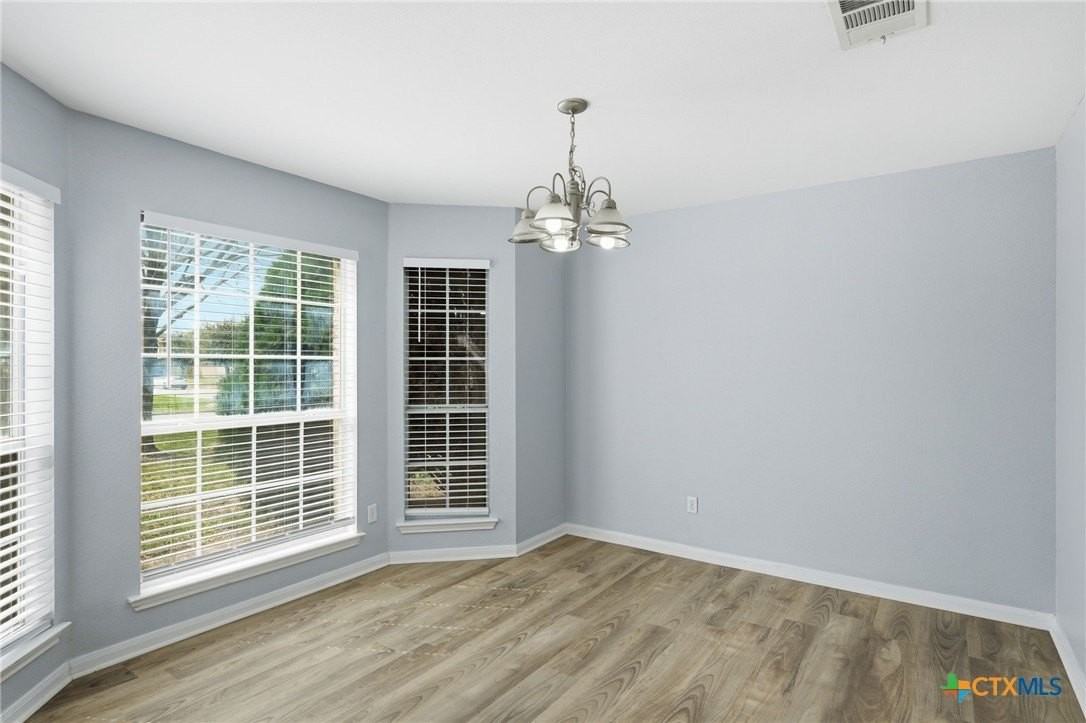 1102 Briscoe Cv - Photo 5 of 18