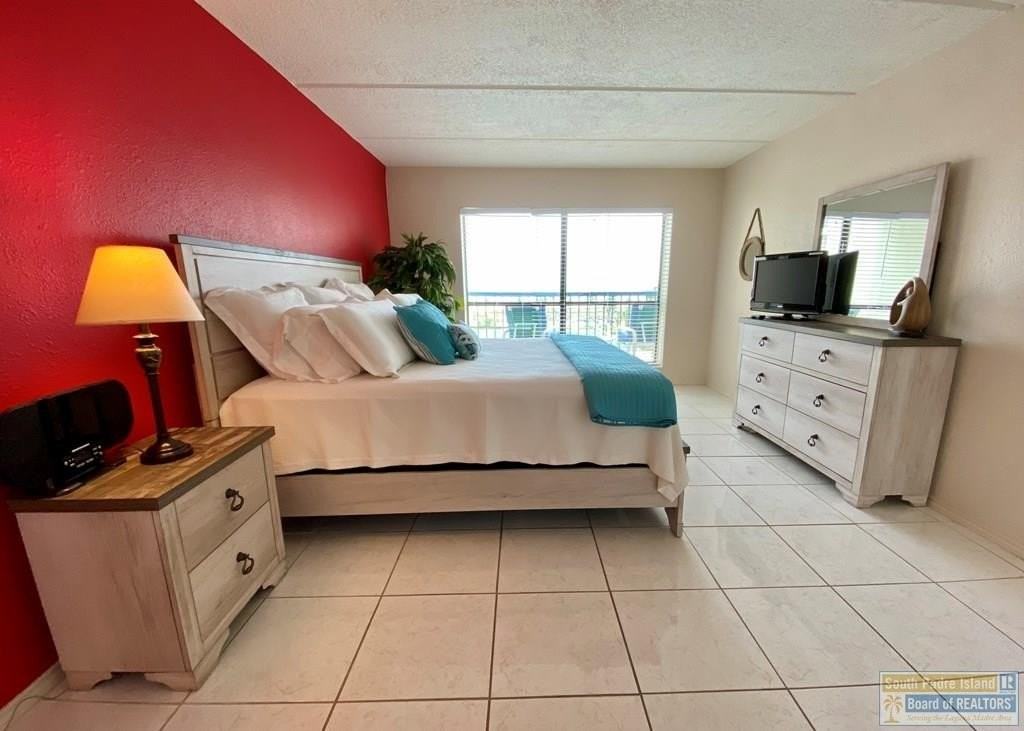 404 Padre Blvd - Photo 7 of 12