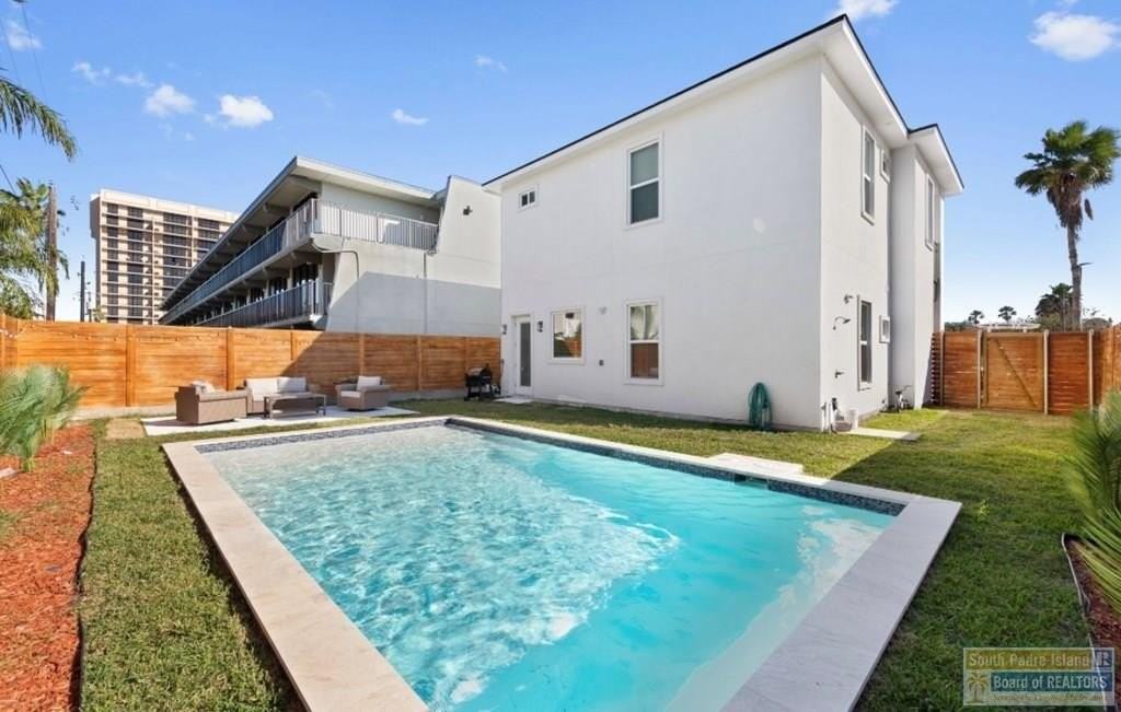 104 W Pompano St - Photo 7 of 18