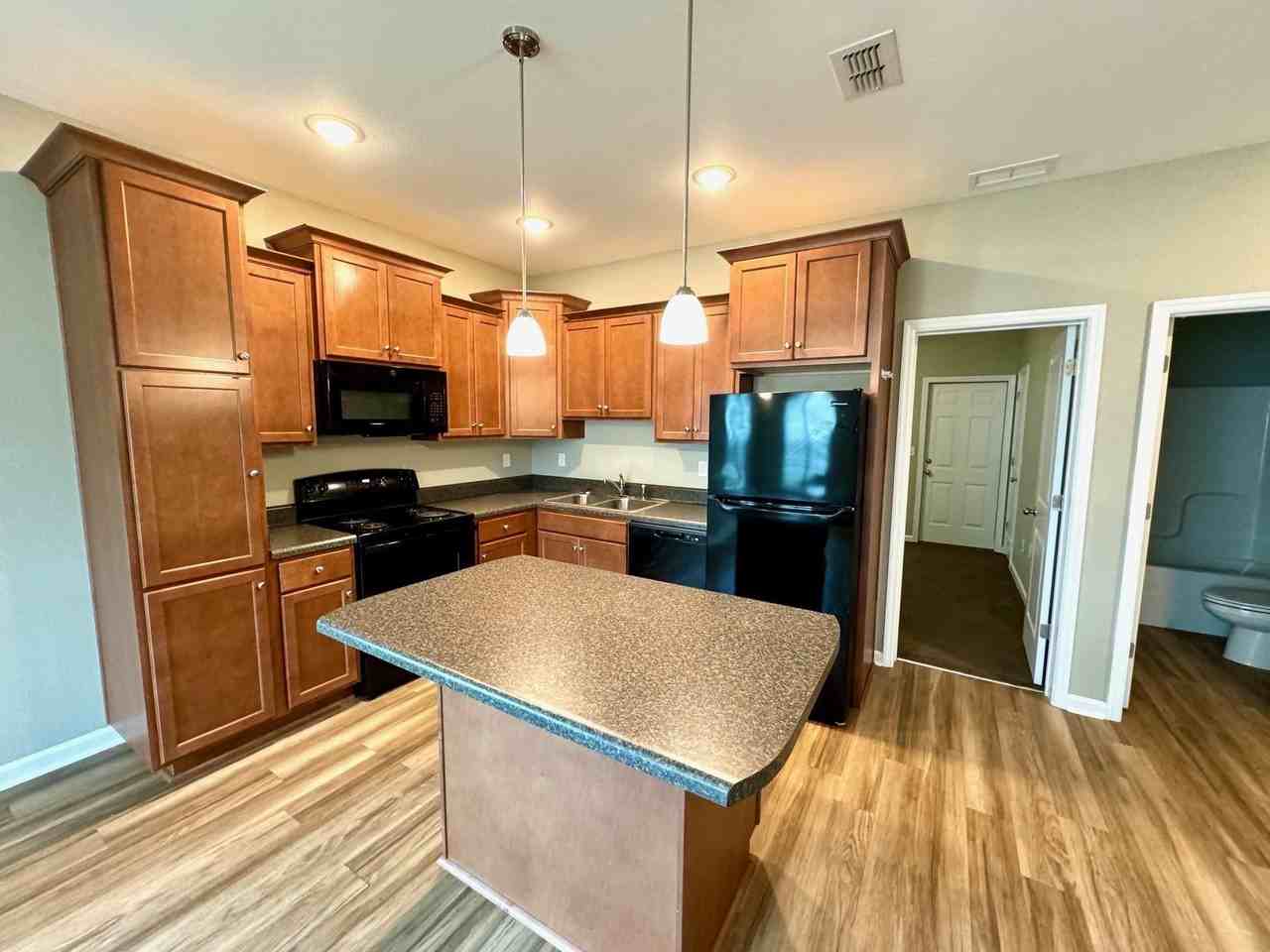 2225 Cedarbrook Ct - Photo 4 of 12