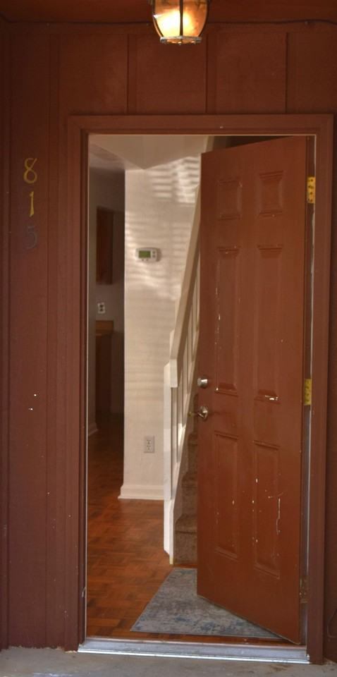 815 Timbers Ct - Photo 5 of 22