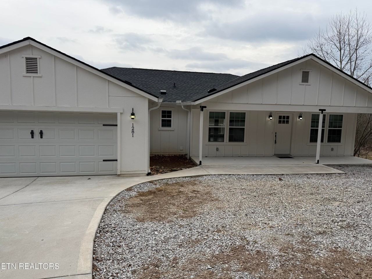 1281 Swan Pond Circle Rd - Photo 2 of 14